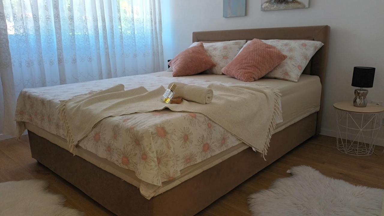 Leona Apartment-Perfect For Four Split Kültér fotó